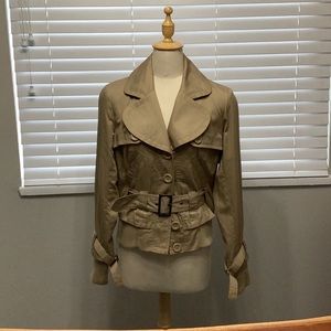 🧥VERA MODA,  Women's Balsa Short Belted Jacket Size M